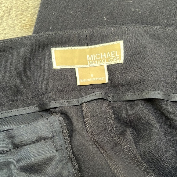 Michael Kors navy blue color trousers size 6 - Picture 3 of 3